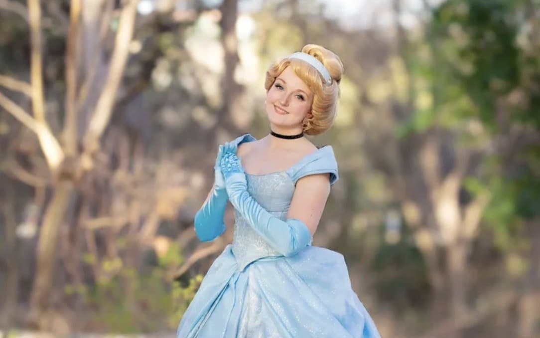 Our glass slipper princess ready to meet you at Pikopye's Town