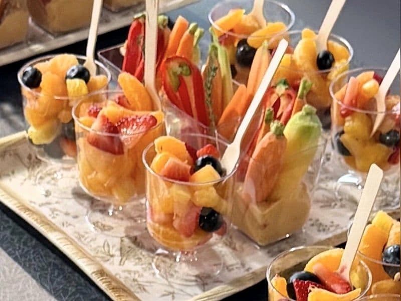 Deluxe Fruit Cups
